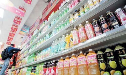 ?？诔袊?yán)守食品安全關(guān)，六種問(wèn)題飲料未現(xiàn)市場(chǎng)